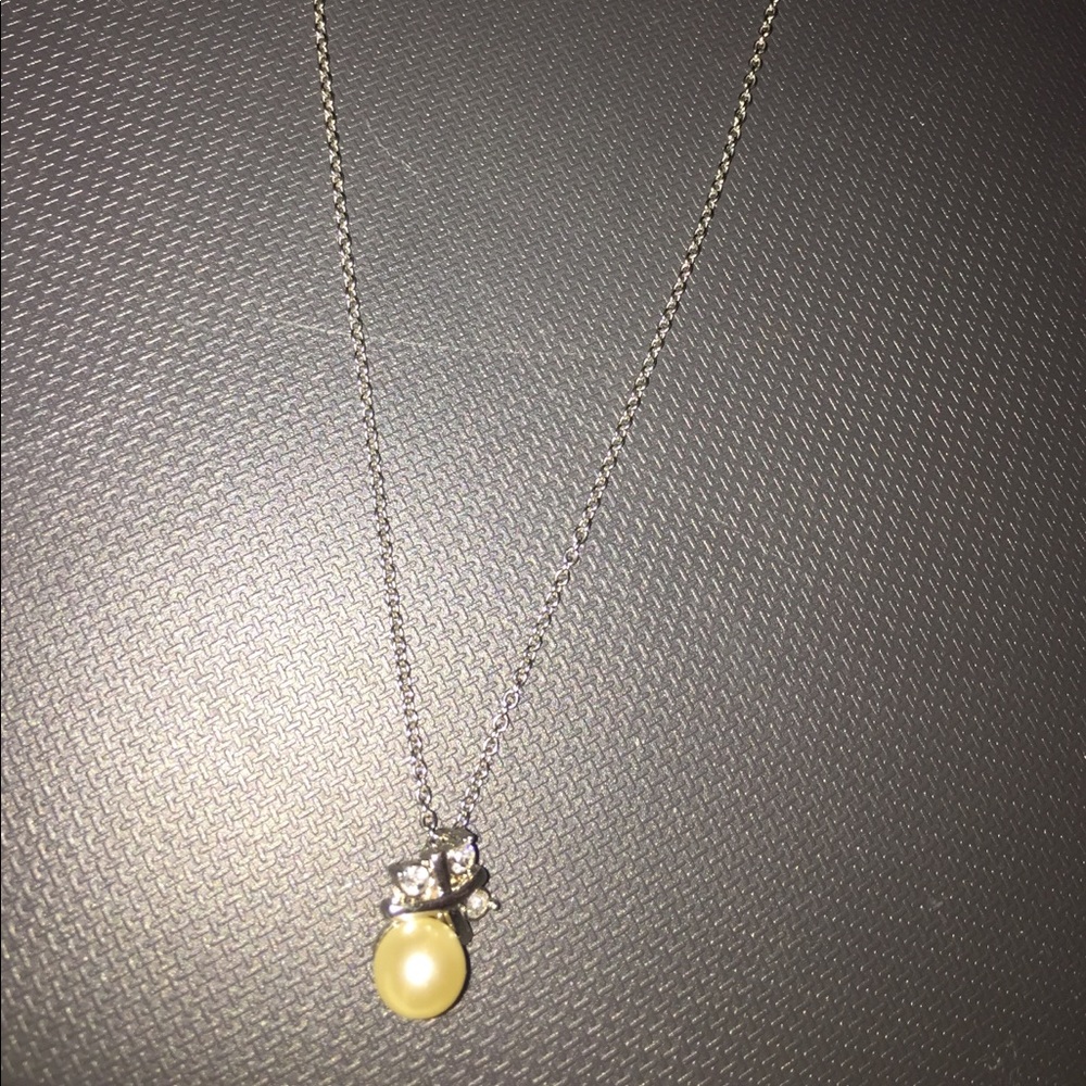 Avon necklace